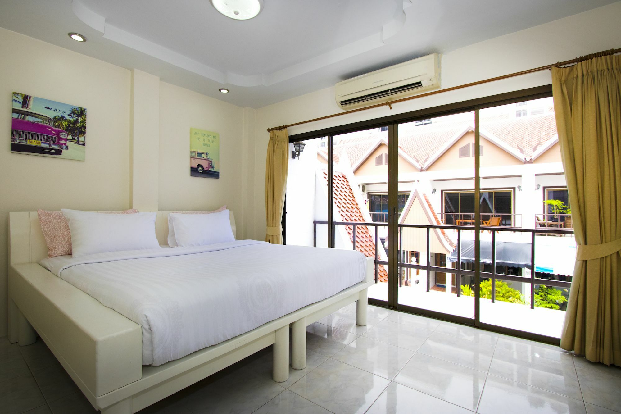 Ashford Villas Cosy Beach パッタヤー エクステリア 写真