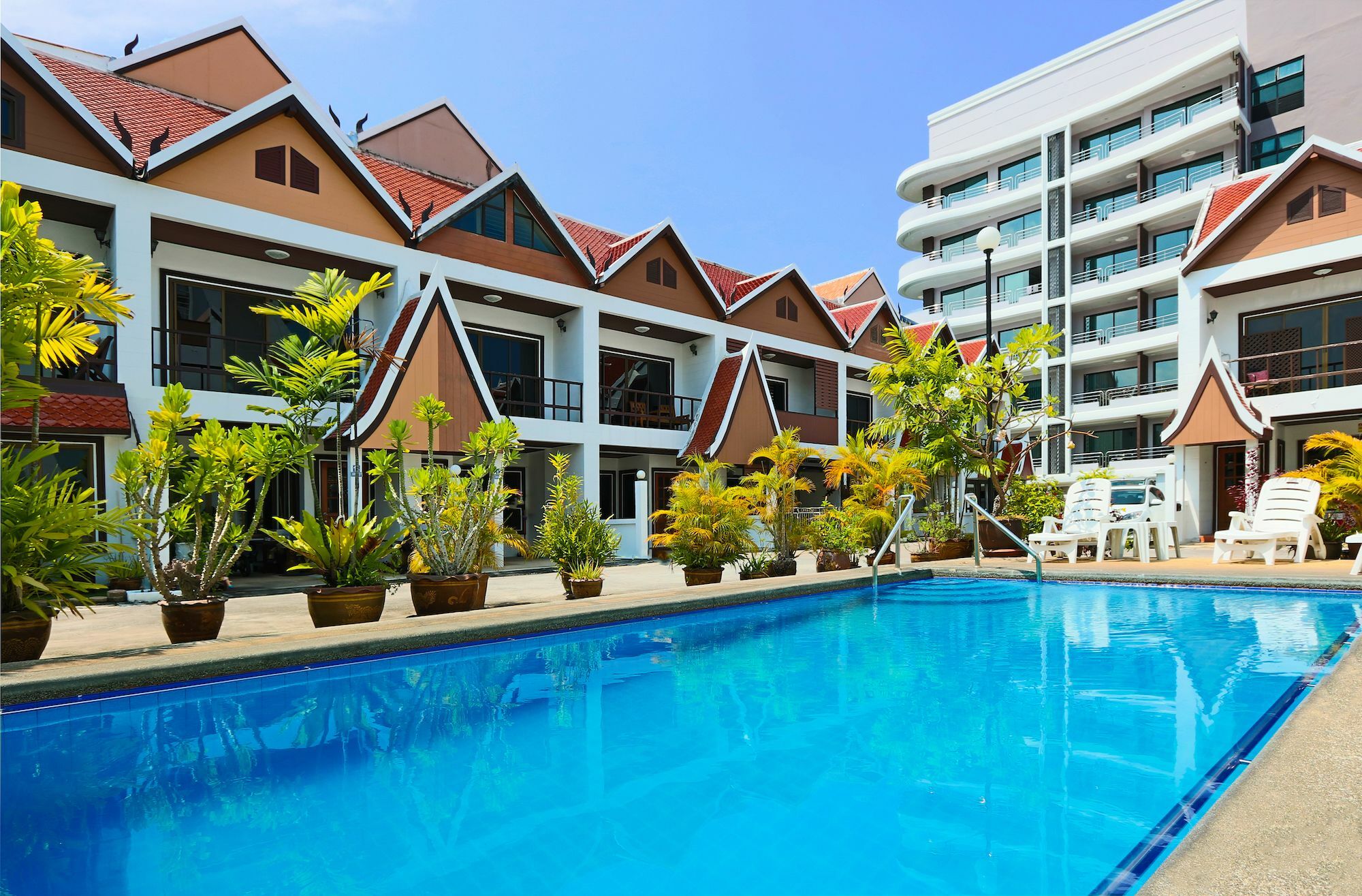 Ashford Villas Cosy Beach パッタヤー エクステリア 写真