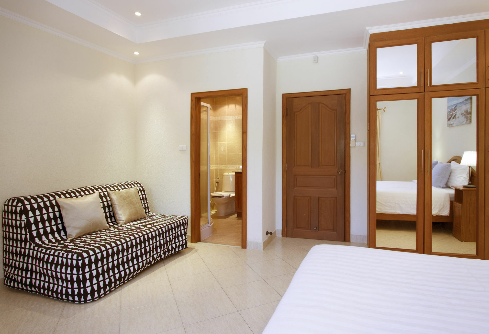 Ashford Villas Cosy Beach パッタヤー エクステリア 写真