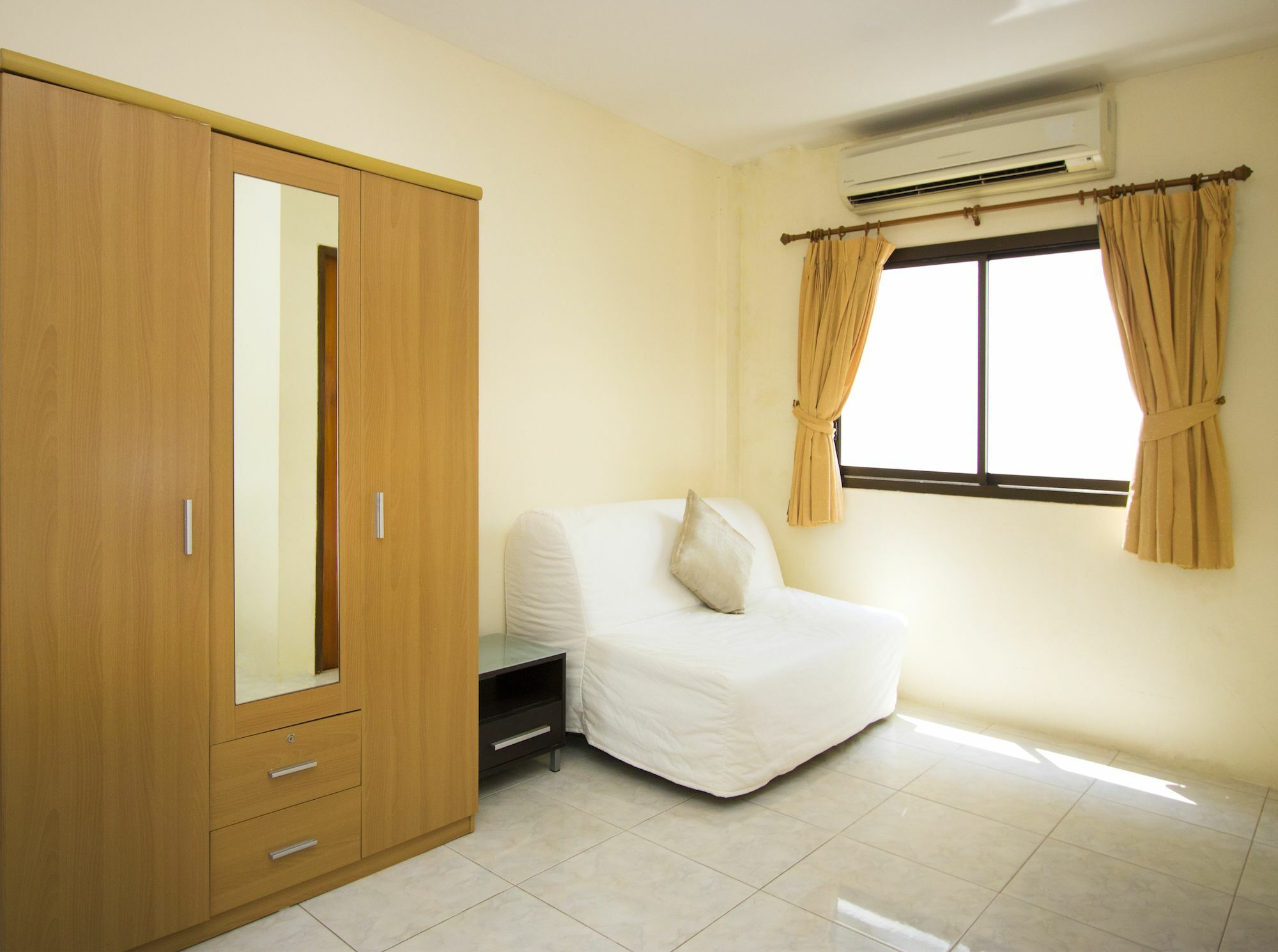 Ashford Villas Cosy Beach パッタヤー エクステリア 写真