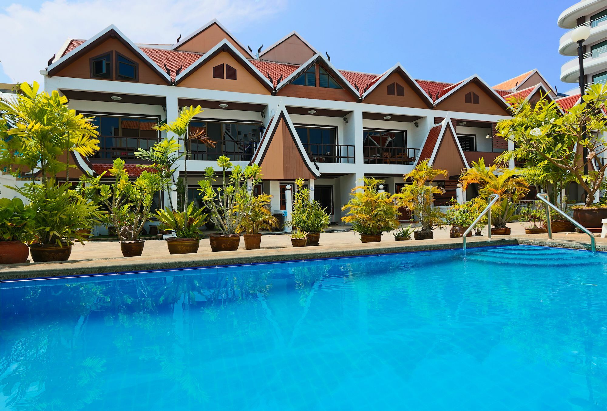 Ashford Villas Cosy Beach パッタヤー エクステリア 写真